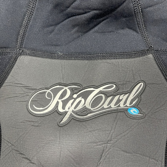 RIPCURL E3 Dawn Patrol Flatlock 2.2 Black Blue Shorty Wetsuit Size 8 Kids 0793 - Picture 5 of 9